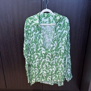 We Wore What Lightweight Green Leaf Print V-Neck Collared Swim Beach Cover Up